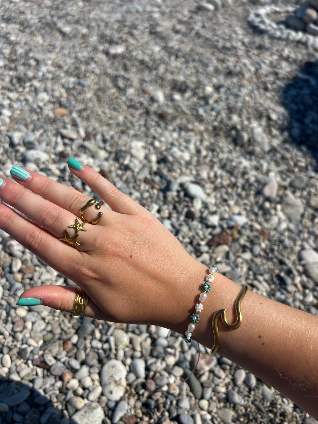 Wave Gold Bangle