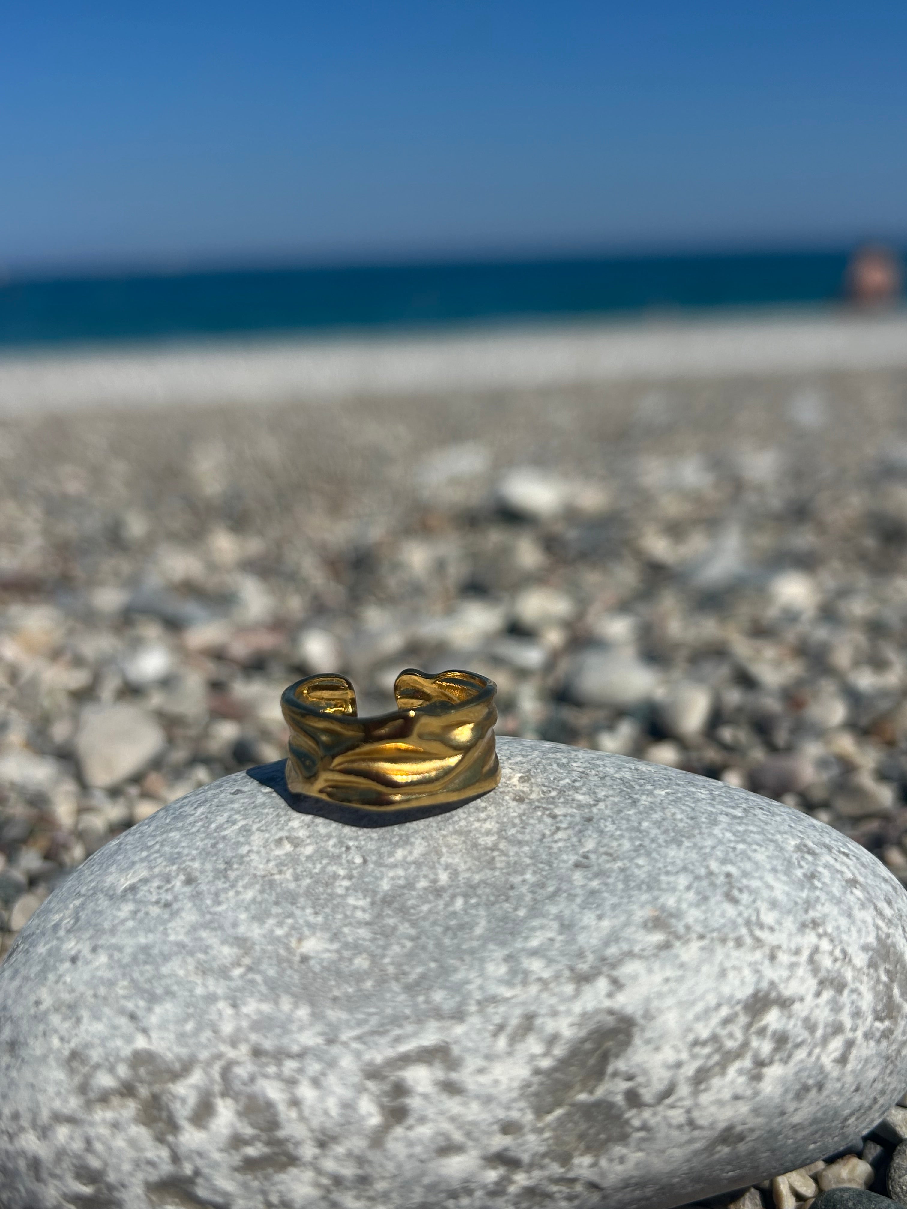 Chunky Wave Gold  Ring